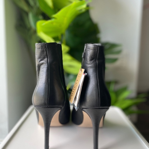 Zara Leather Heeled Booties - Picture 2 of 8